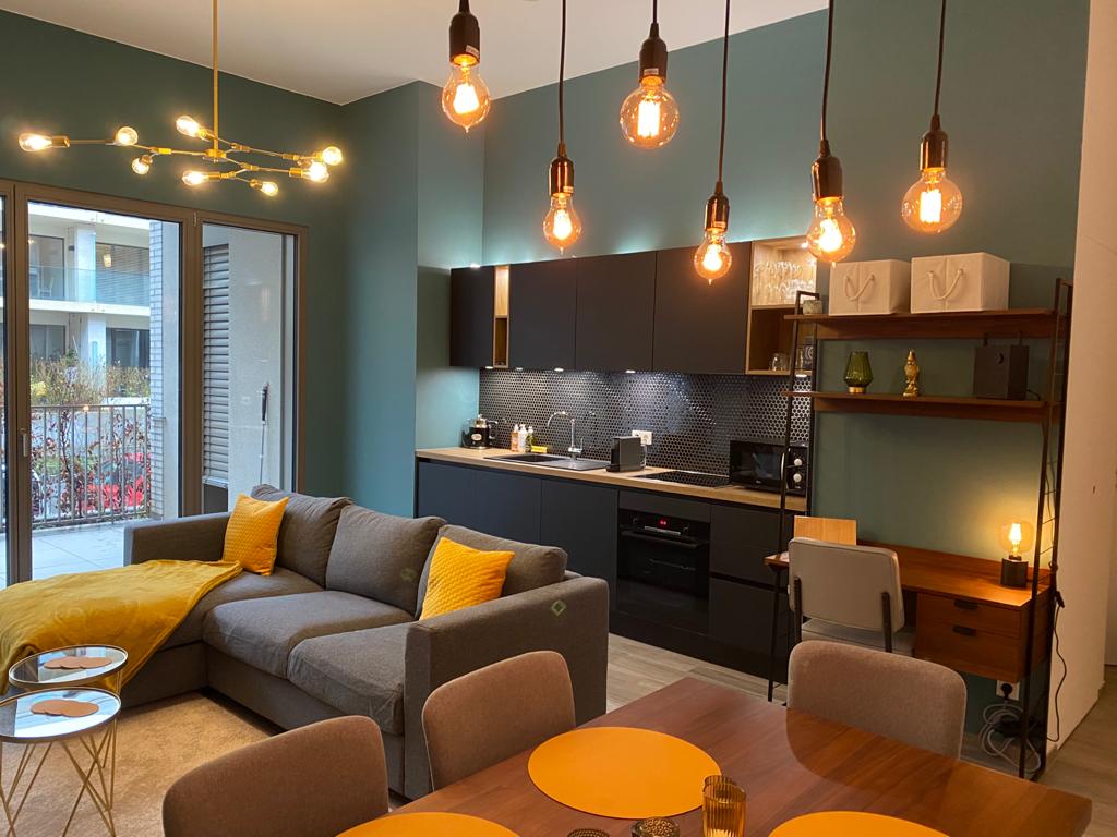 Sofa-kitchen-bulbs