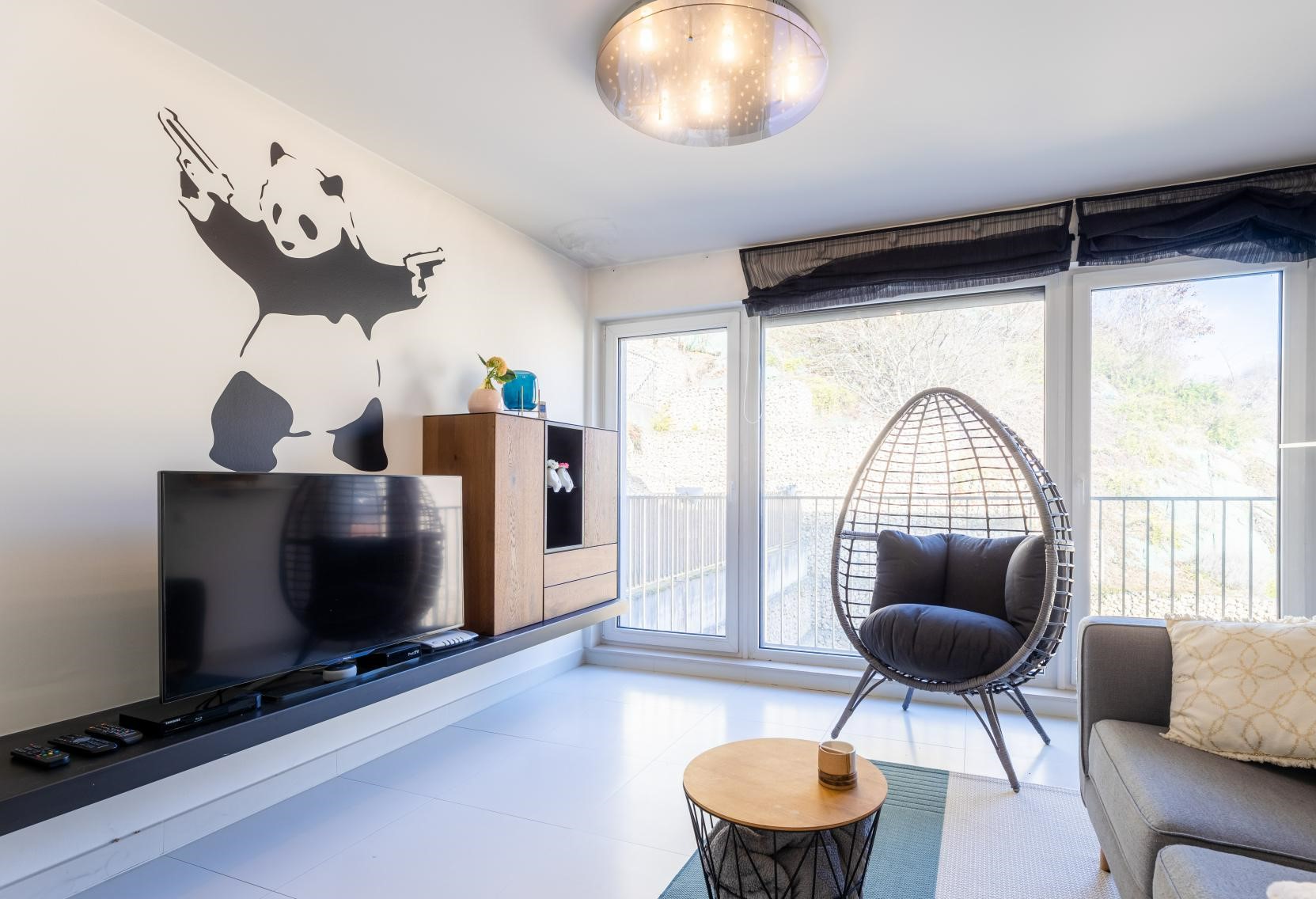 chair-tv-panda