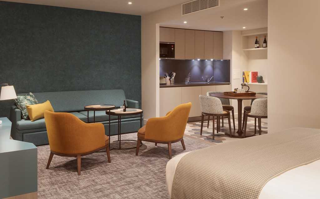 Staybridge Suites London Heathrow, London, SilverDoor Apartments