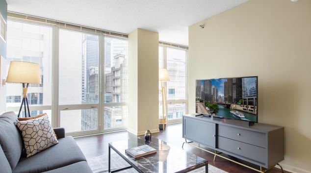 Living room at 215 W. Washington Apartments, Centre, Chicago