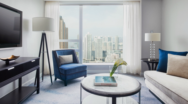 Living room at Cordis Hotel Hong Kong, Kowloon, Hong Kong