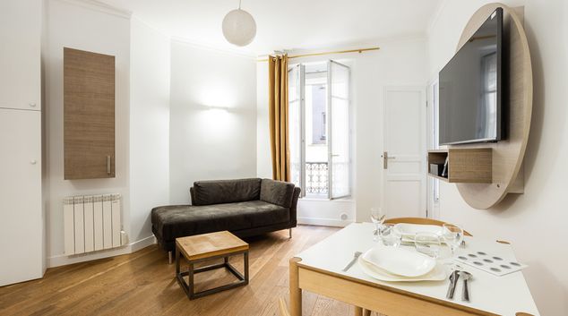 Living Area - Corporate 61, 17th Arr, Paris