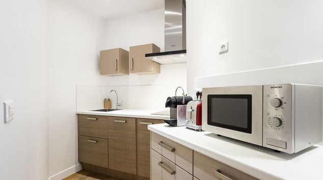 Kitchen Area - Corporate 61, 17th Arr, Paris