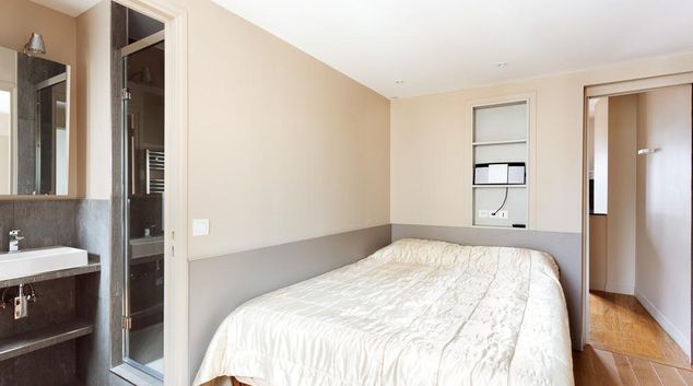 Bedroom at Corporate 30, Paris, France