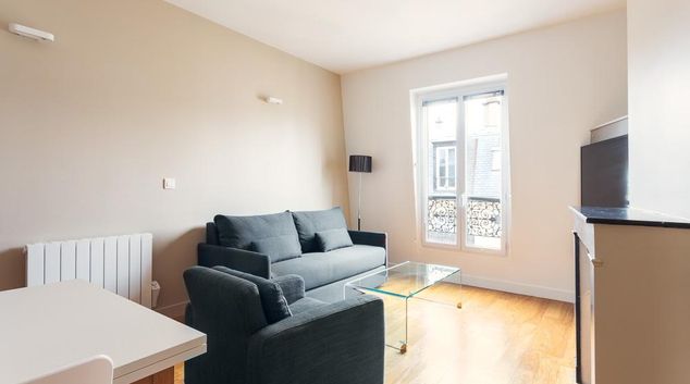 Sofa at Corporate 30, 17th Arr, Paris