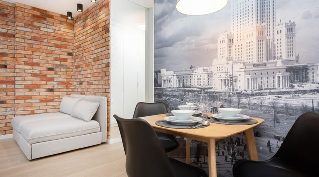 Dining table at Apartment Warsaw CityLink, Młynów, Warsaw
