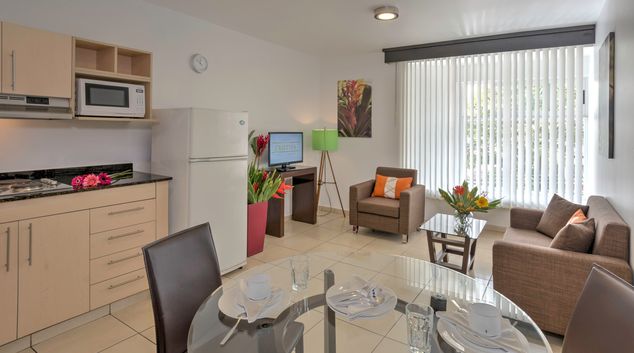 Living area at Cristina Suites, Santa Clara, San Jose