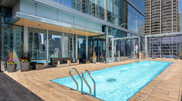 Pool at Huron Street, River North, Chicago