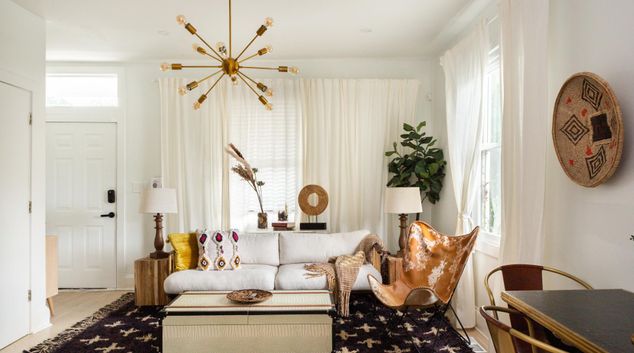 Living room at 196 Reinhardt Street, Cabbagetown, Atlanta