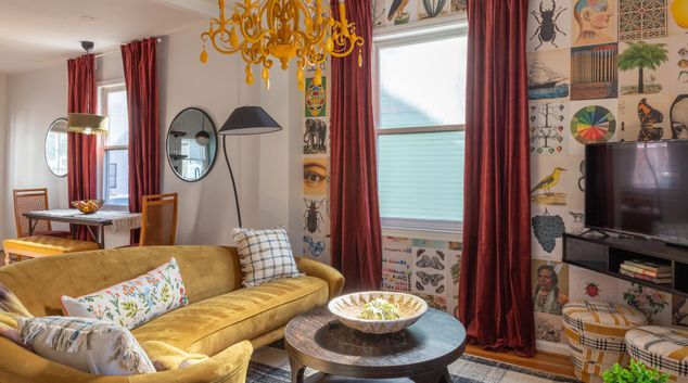 Living room at 208 Reinhardt St. SE, Cabbagetown, Atlanta