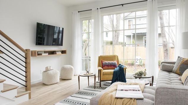 Living room at 644 Woodward Ave. SE, Cabbagetown, Atlanta