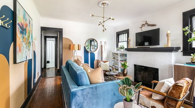 Living room at 909 Austin Ave. NE, Inman Park, Atlanta