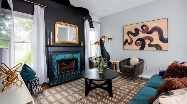 Living area at 737 Ponce De Leon Pl. NE, Old Fourth Ward, Atlanta
