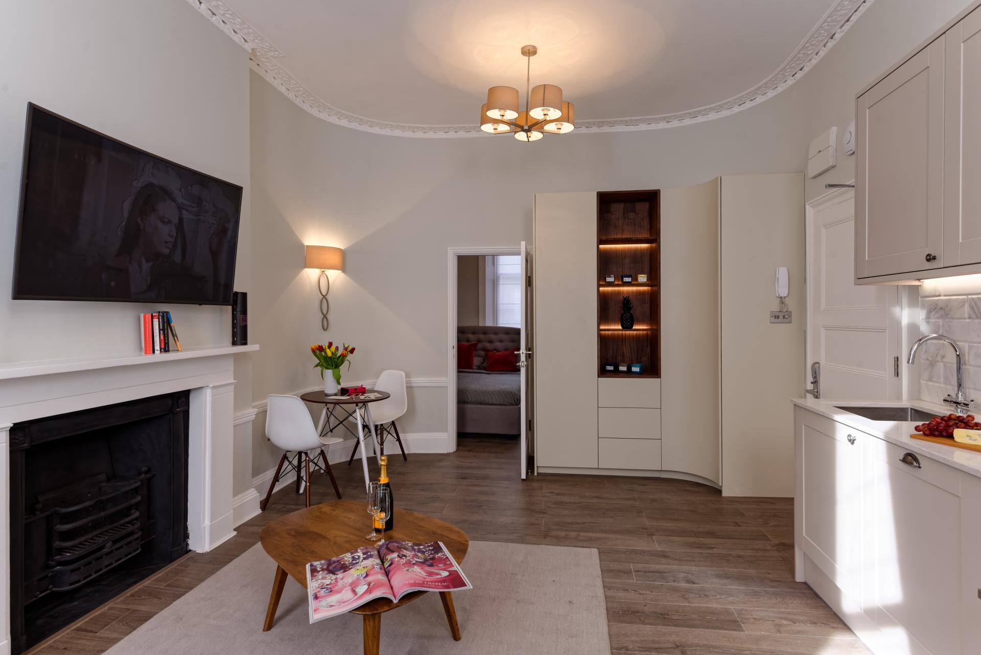 TV at York Street Apartments, Marylebone, London