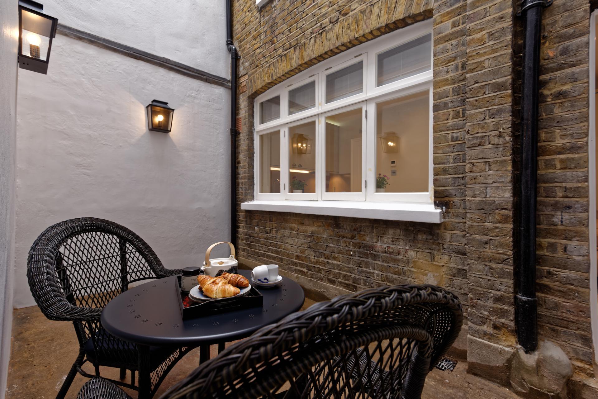 Patio at York Street Apartments, Marylebone, London