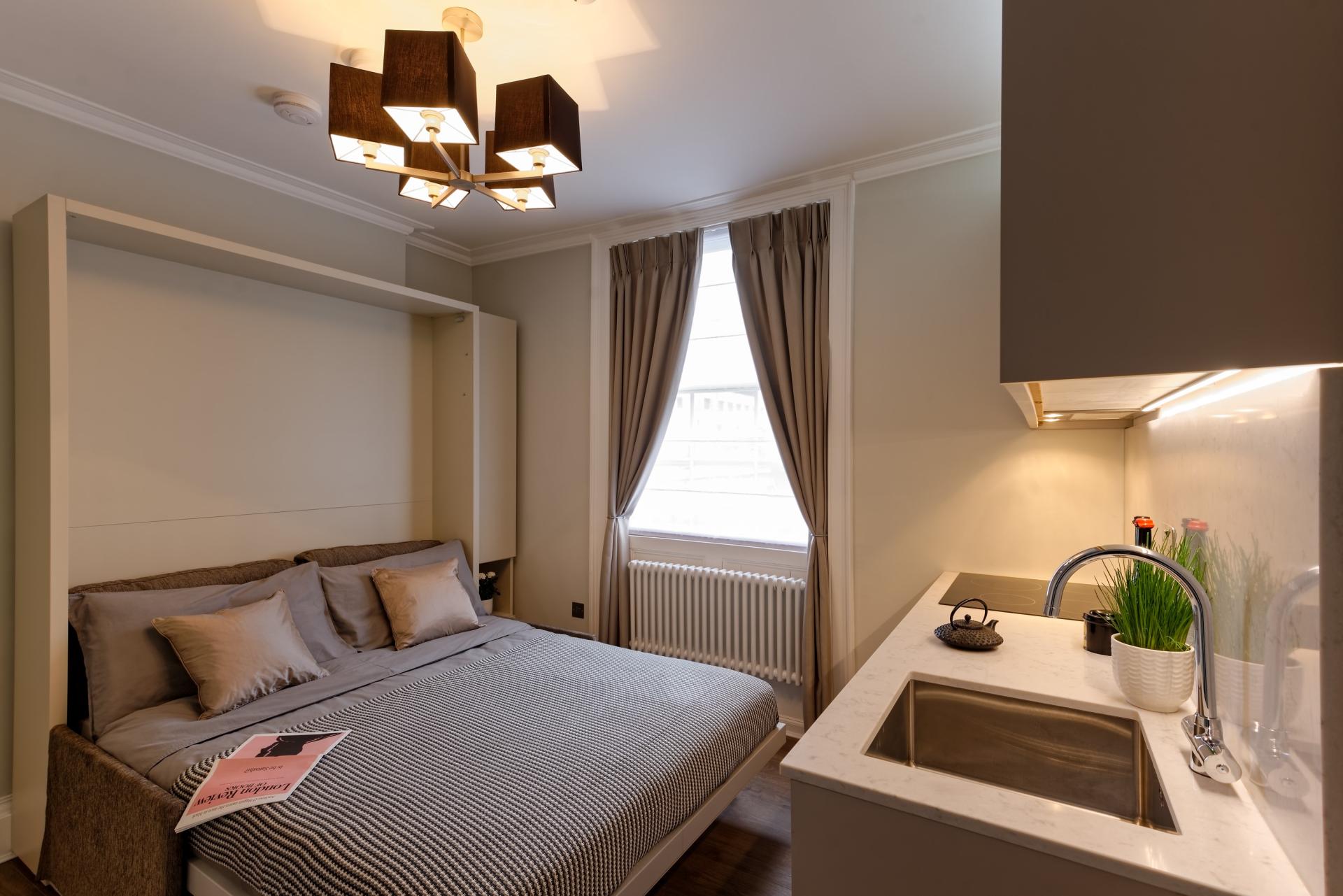 Double bed at York Street Apartments, Marylebone, London