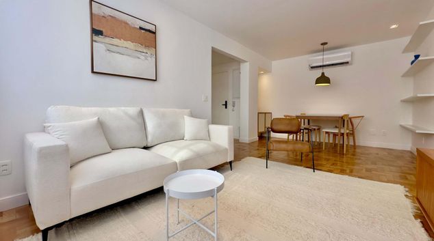 Living at Modern Leblon, Leblon, Rio de Janeiro