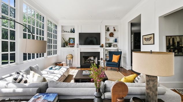 Living area at Bonaventure Ave, Old Fourth Ward, Atlanta