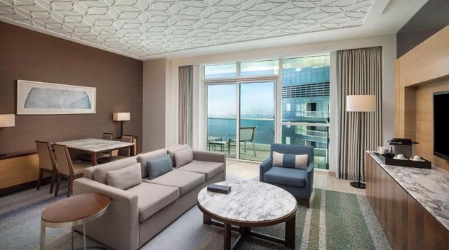 Living area at DoubleTree by Hilton Dubai - Jumeirah Beach, Jumeirah Beach Residence, Dubai