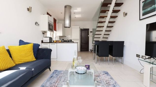 Living area at 188 Cathedral by Mia Partners, Pontcanna, Cardiff